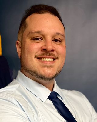 Photo of Jorge Luis Flores, Licensed Social Worker, MSW, LSW