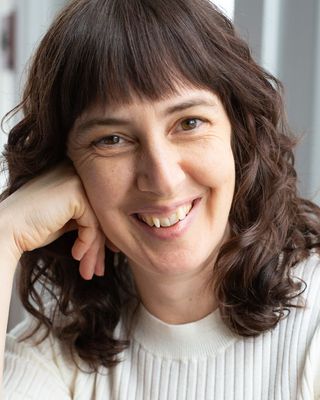 Photo of Zoë Miles, Counsellor, RCC, CCC, MEd