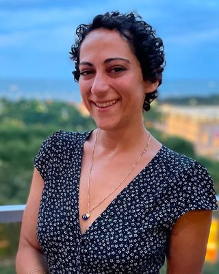 Photo of Yara Shadid, Clinical Social Work/Therapist, LSW