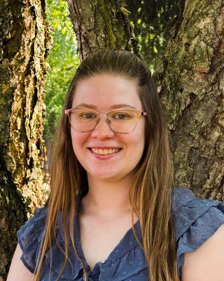 Photo of Kara Davis, Pre-Licensed Professional