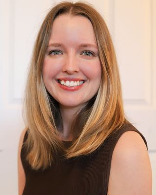 Photo of Shayla Hueser, Registered Social Worker, RSW, RCC, MACP, BSW