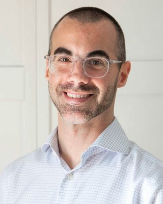 Photo of Raphael Apter, Counselor, LMHC