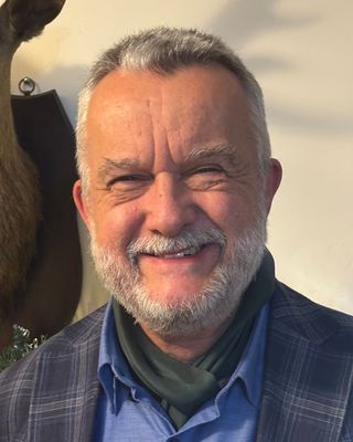 Photo of Dr Simon J Gibson, Psychologist, PhD, CPsychol