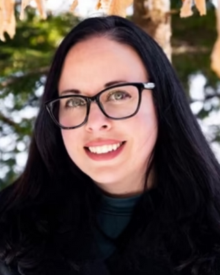 Photo of Sabrina Duong, Clinical Social Work/Therapist, LCSW