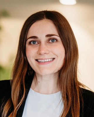Photo of Erin Canon, Clinical Social Work/Therapist, LCSW