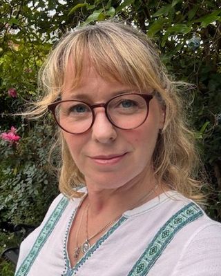 Photo of Marian Barlow, Counsellor, MBACP