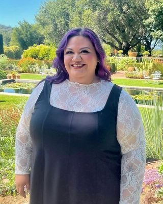 Photo of Alejandra de Avellar, Pre-Licensed Professional, MSW, ACSW