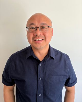 Photo of Ken Lee, Psychotherapist, MSc, ACP