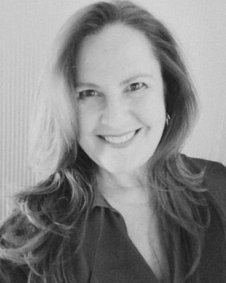 Photo of Del Elizabeth Crowley - Delve Deep, General Counsellor, ASCHP Wellness Counsellor