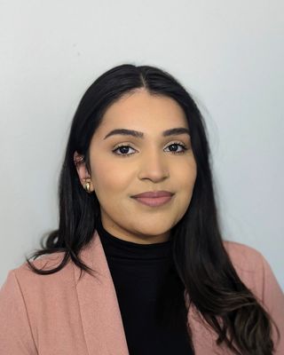 Photo of Lovpreet Grewal, Registered Psychotherapist (Qualifying), MA