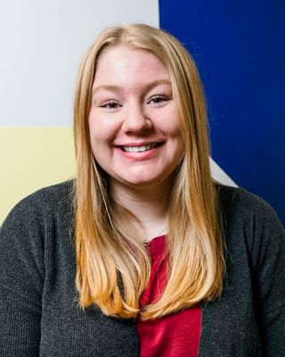 Photo of Nikki Schmitt, Clinical Social Work/Therapist, LLMSW