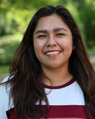 Photo of Victoria Meza, Pre-Licensed Professional