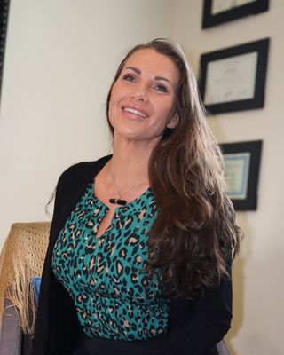 Photo of Amaia Oiz, Marriage & Family Therapist, MA, MFT, RYT