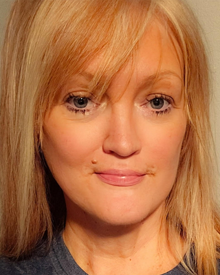 Photo of Glenna Henson, Licensed Professional Clinical Counselor, LPCC