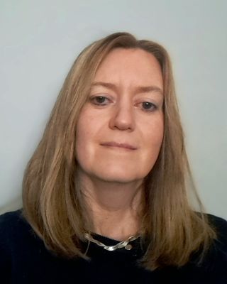 Photo of Cindy Knapton - Cindy Knapton CBT, Psychotherapist, MSc, MBABCP