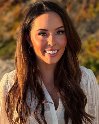 Photo of Laura Picard, Marriage & Family Therapist, LMFT