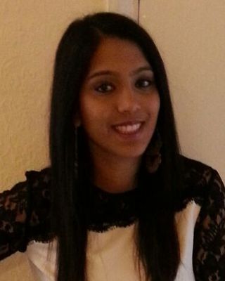 Photo of Dr Sonia Shah, MUKCP, Psychotherapist
