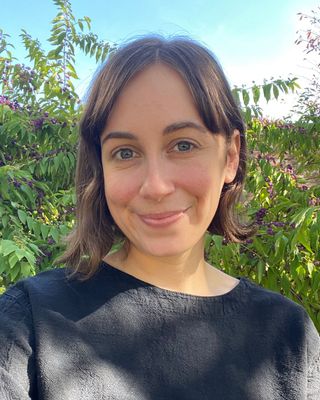 Photo of Nora Einbender-Luks, Licensed Associate Professional Counselor, LAPC, ATR-P