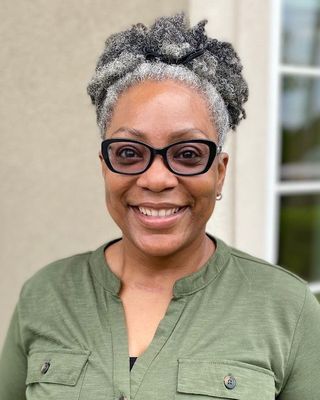 Photo of Salintha Washington, Licensed Professional Counselor, MA, LPC, NCC