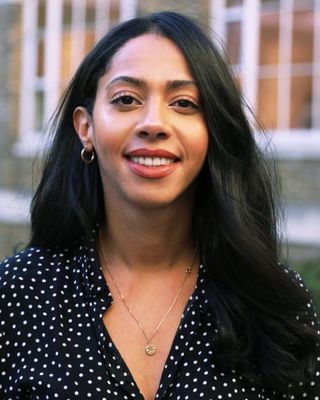 Photo of Chloe DaCosta, Psychotherapist in Leicester, England