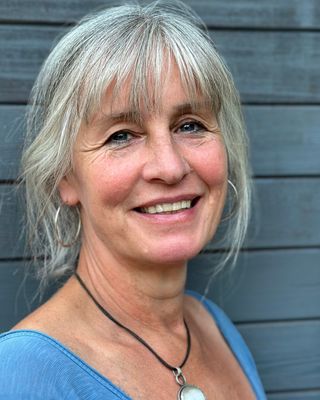 Photo of Damaris Bowker, Counsellor, MNCPS Acc.