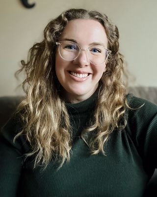 Photo of Sydney Peters, Clinical Social Work/Therapist, MSW, LICSW