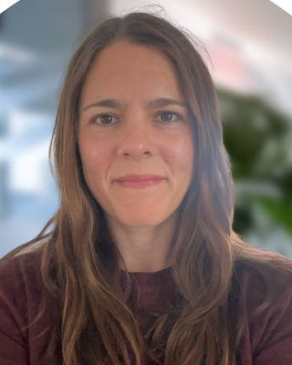 Photo of Carly Bendzans, Psychiatric Nurse Practitioner, PMHNP, CNM, PMH-C