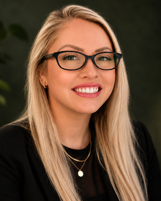 Photo of Taylor Hendricks, Pre-Licensed Professional, LMSW