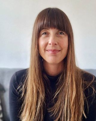 Photo of Kelly Robinson, Psychotherapist, MA, MBABCP