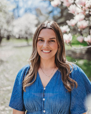 Photo of Deanna Goulet, Registered Psychotherapist, RP, MA, BSW
