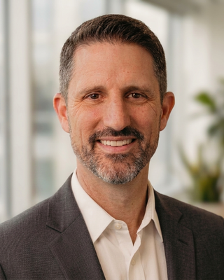 Photo of Eric C Frank, LCSW