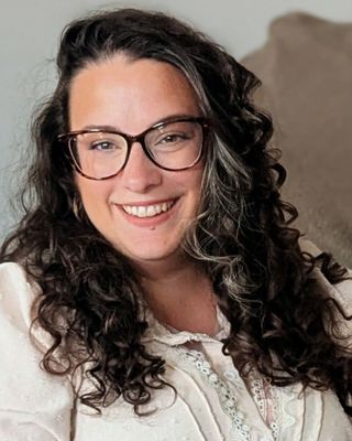 Photo of Laura Haile Justiss, Pre-Licensed Professional, MS, AMFT, AAMFT