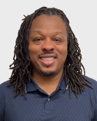 Photo of Halim Shariff, Psychiatric Nurse Practitioner, PMHNP