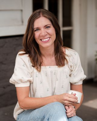 Photo of Kristen Moore, Marriage & Family Therapist, LMFT