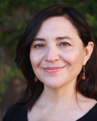 Photo of Mireya Corona, Marriage & Family Therapist, LMFT