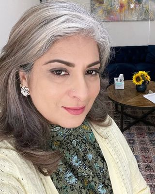 Photo of Farah Naz Hassan, Counselor in Walker County, TX