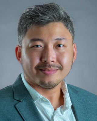 Photo of Chris Le, Psychiatric Nurse Practitioner, PMHNP
