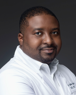Photo of Henry Ibitokun, Psychiatric Nurse Practitioner, PMHNP