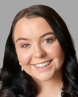 Photo of Hannah Mitchell, Psychotherapist, MA, MNCPS Acc.