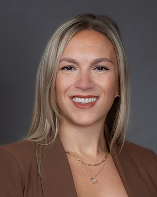 Photo of Amanda Powell, Licensed Mental Health Counselor, LMHC