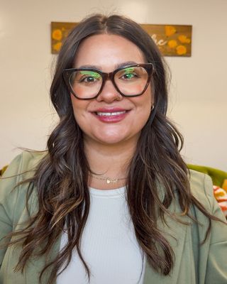 Photo of Mercedes Gomez, Marriage & Family Therapist, LMFT, MS
