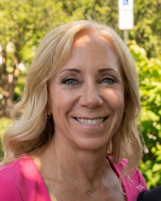 Photo of Alicia Craven, Pre-Licensed Professional
