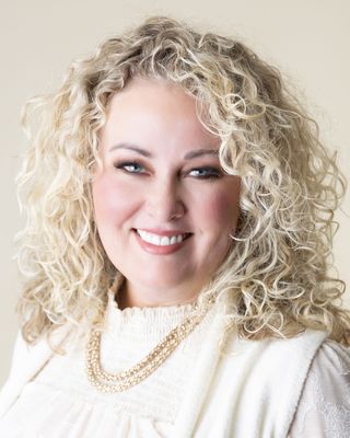 Photo of Kristen Ernst, Licensed Professional Counselor, MA, LPC
