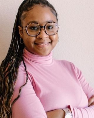 Photo of Lauren Richardson, Licensed Master Social Worker, LMSW