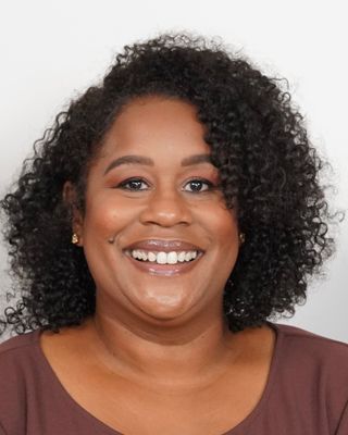 Photo of Elisa Lewis, Clinical Social Work/Therapist, LCSW
