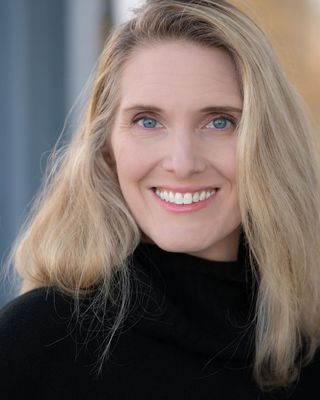 Photo of Elizabeth Rubino, Licensed Professional Counselor, MA, RDT, LMHC, LPC