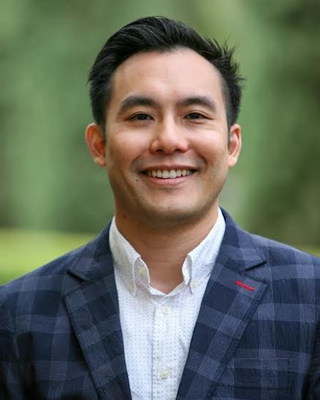 Photo of Simon (Chi) Chan, Marriage & Family Therapist in Haight-Ashbury, San Francisco, CA