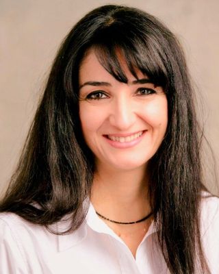 Photo of Delilah Zabaneh, PhD, MUKCP, Psychotherapist