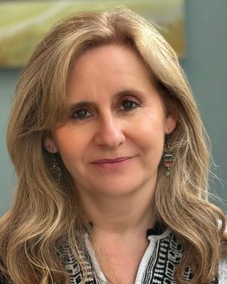 Photo of Lisa Goldsmith, Psychotherapist, MSc, BACP