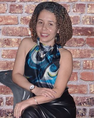 Photo of Dr. Farrah Mirzaee, Psychologist, Ed.D
